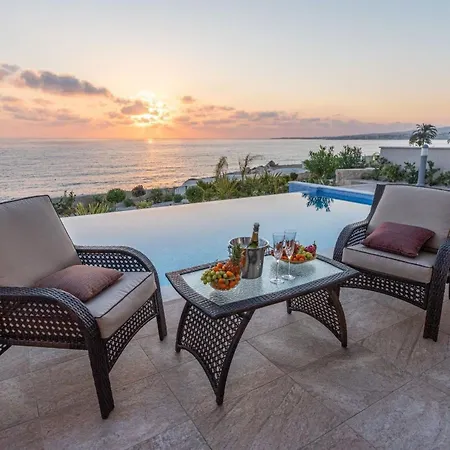 بيت للعطل Olymp Luxus-villa By Interhome كيسونيجرا