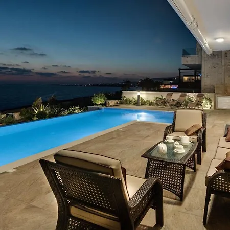 بيت للعطل Olymp Luxus-villa By Interhome كيسونيجرا